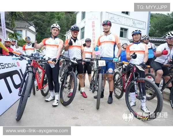 创纪录自行车选手挑战极限坡道,自行车赛道坡度 创纪录自行车选手挑战极限坡道,自行车赛道坡度